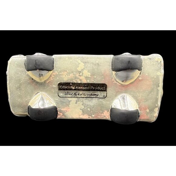 Kurt Adler 1964 1/2 Ford Mustang Cream/Red Polonaise Glass Christmas Ornament - Picture 5 of 16